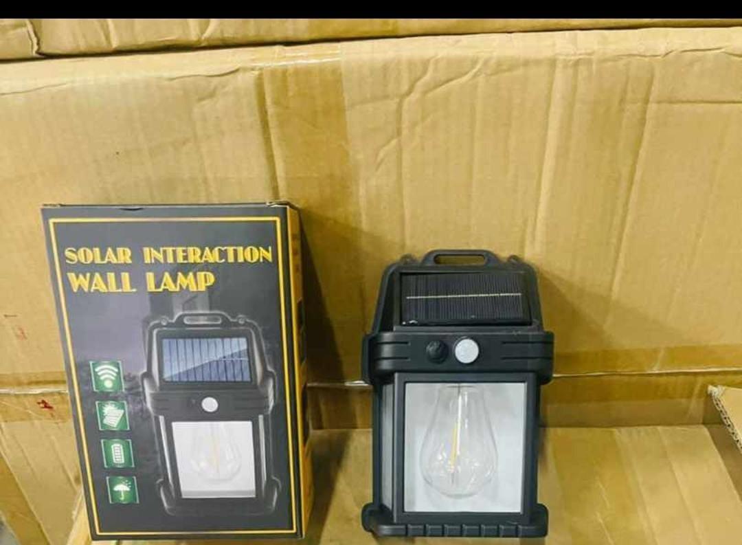 Solar Light Outdoor Wall Light m2wvuk-pc