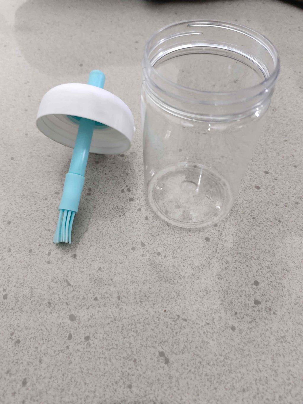 Plastic 2 In 1 Oil Dispenser 250 ml m2wvuk-pc